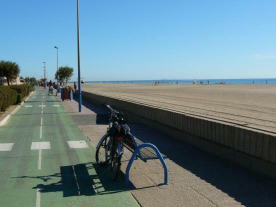 T3 Vue Mer Et Plage, Avec Wifi Et Parking Saint-Pierre-la-Mer  Exterior photo